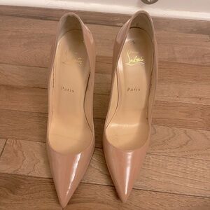 Christian Louboutin Nude Pumps